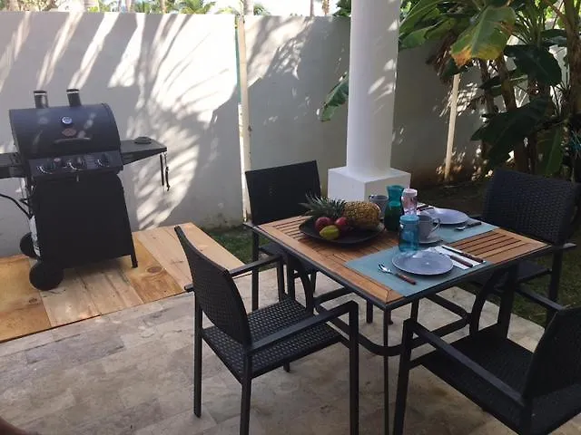 Acomodação com café da manhã  Casa Alegria *